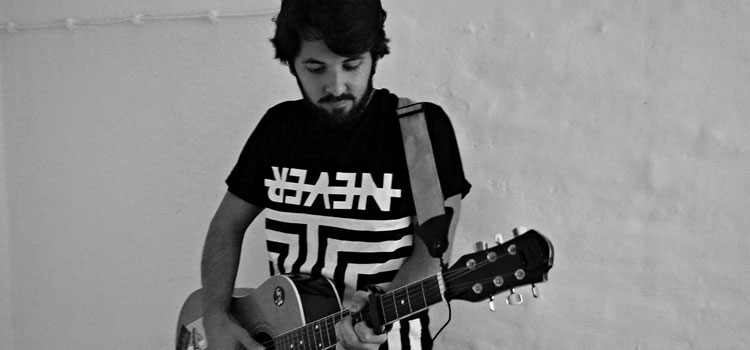 Singer-Songwriter Carlos Jerez; Foto: privat