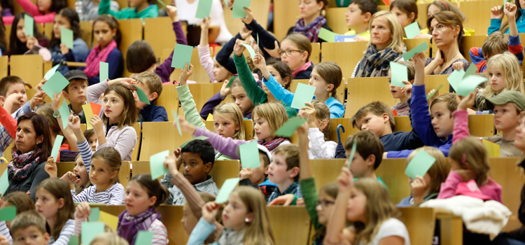 Vom Drittklässler bis zur Oberstufe: Die Goethe-Universität hat Kindern und Jugendlichen einiges zu bieten