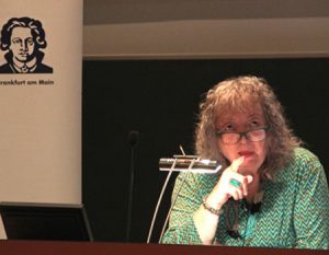 Prof. Annelie Keil bei der Ringvorlesung "Was hilft heilen?" am 29. Juni 2016. Foto: Universitätsklinikum