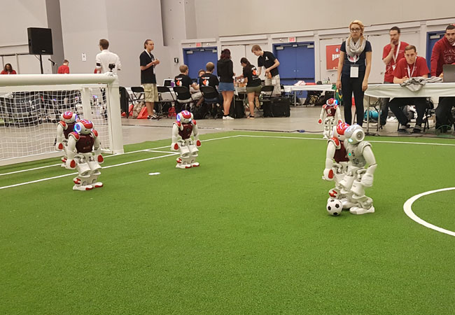 Fussballroboter Der Goethe Uni Spielen Ab Sofort Im Champions Cup Aktuelles Aus Der Goethe Universitat Frankfurt