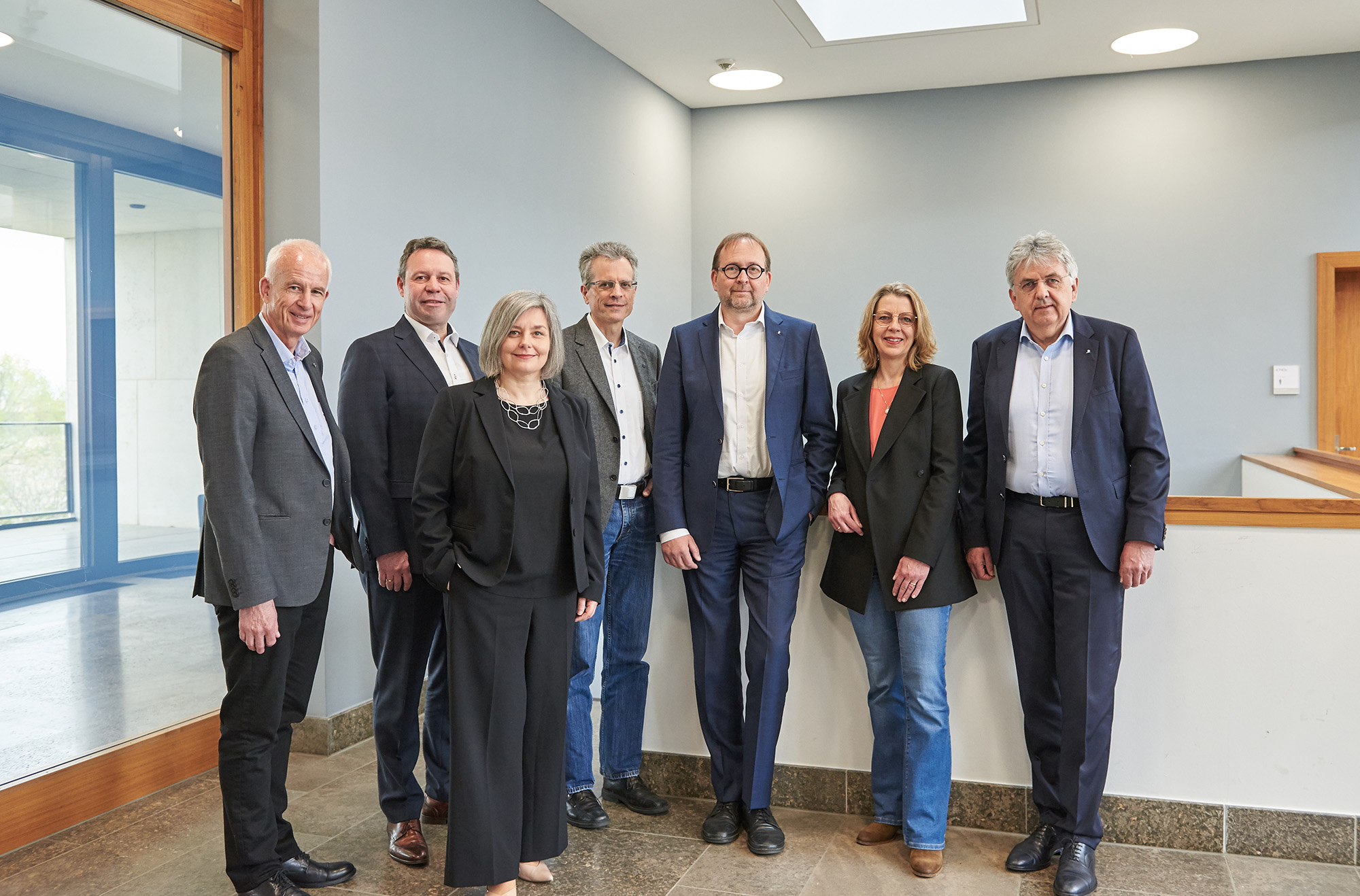 <div style="margin-top: 15px; margin-bottom: 15px;">Präsidium</div>