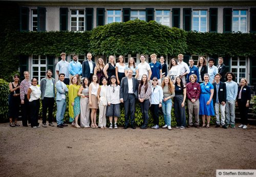 The award ceremony on July 16, 2025 brought GREP scholars and their supervisors together at one of Goethe University’s guest houses (© Steffen Böttcher)