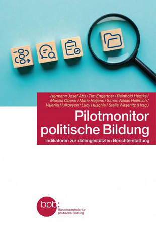 Der Pilotmonitor politische Bildung steht zum freien Download bereit unter https://www.bpb.de/shop/buecher/schriftenreihe/561272/pilotmonitor-politische-bildung/?global=true&global-format-main=all&global-year=all&cc-license=all